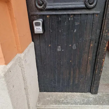 Fokusz Apartman Pécs Exterior photo