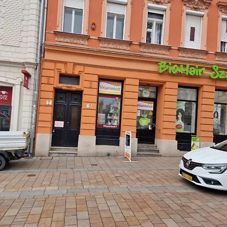 Fokusz Apartman Pécs Exterior photo