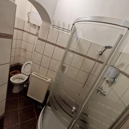 Fokusz Apartman Pécs Exterior photo